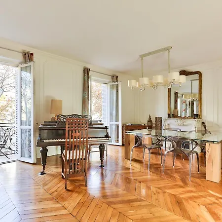 Apartment 140m2 Proche Des Champs Elysees *