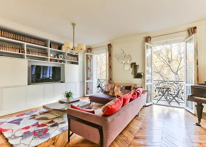 140m2 Proche Des Champs Elysees 巴黎