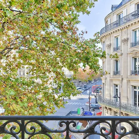 140m2 Proche Des Champs Elysees Апартаменты *